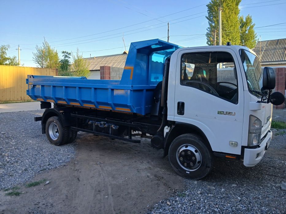 Isuzu samosval sotiladi