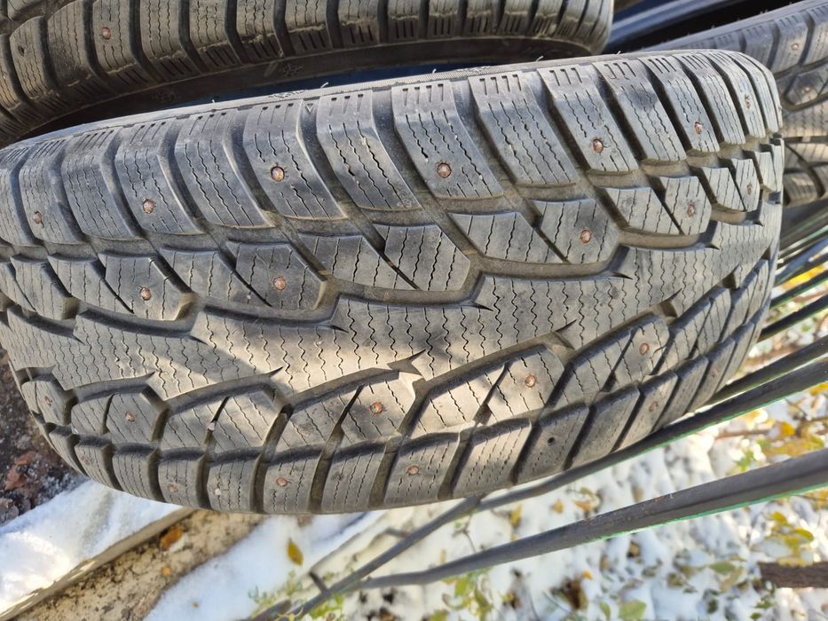 Шины б/у зима, лето 245/45R19