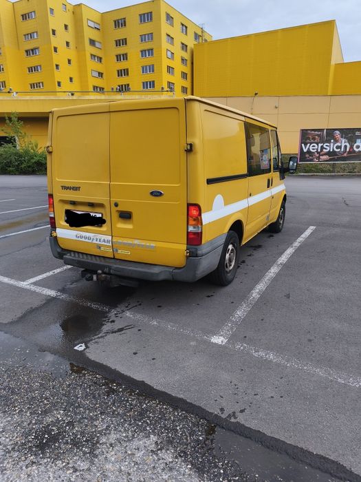 Vând sau schimb Ford transit