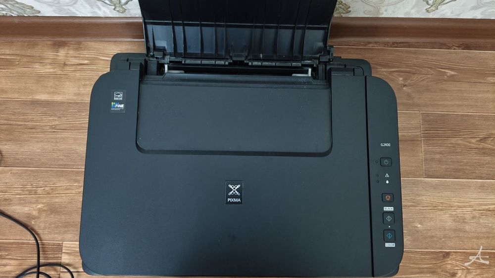 Продам исправный принтер Canon G2400 3 в 1