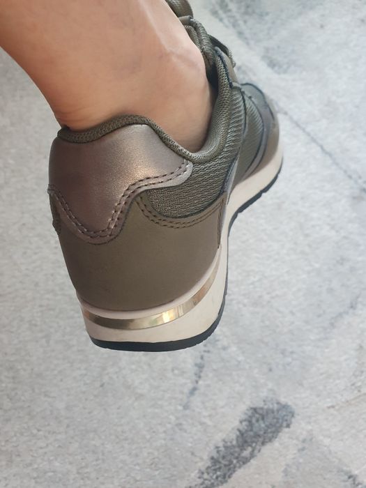 Дамски сникърси  зелени 37 номер