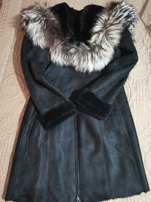 Palton piele naturala.