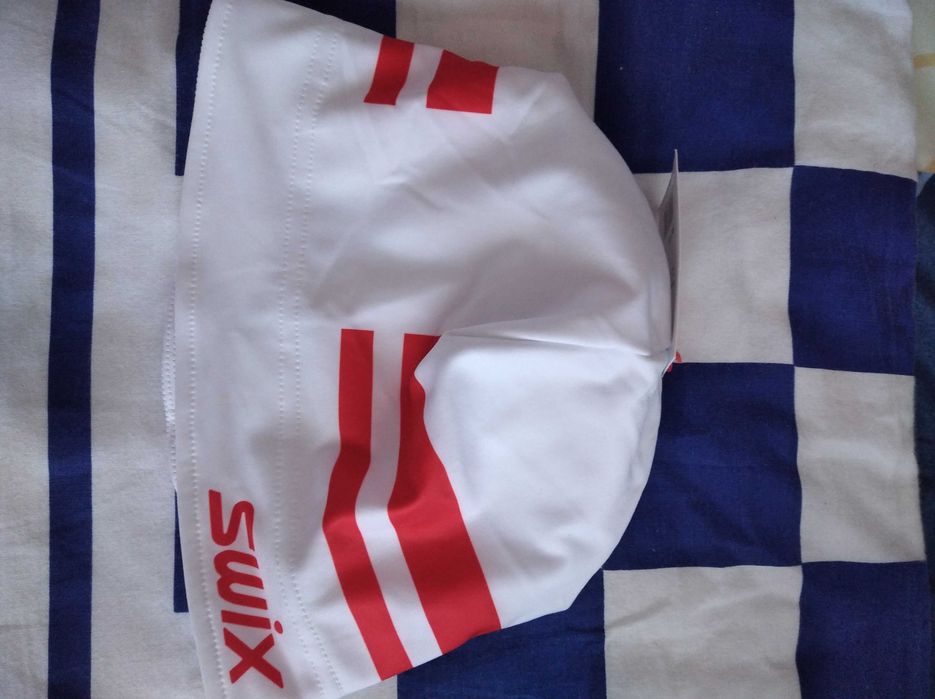 Зимни шапки Eisbar, Mamut и детска Volki, Swix и лятна Quicksilver