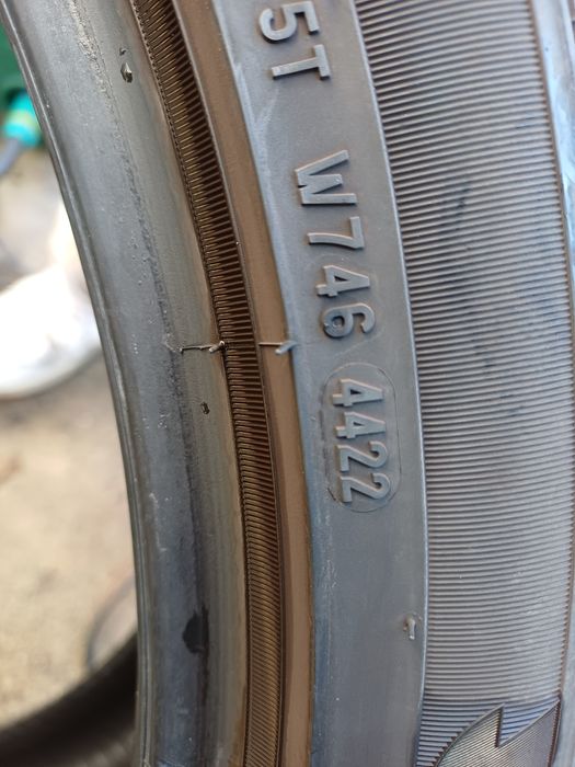 Гуми 305/35/21 Пирели