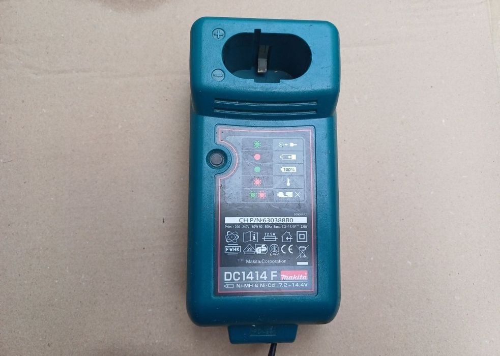 Incarcator Makita DC1414F 7,2v - 14,5v in stare buna