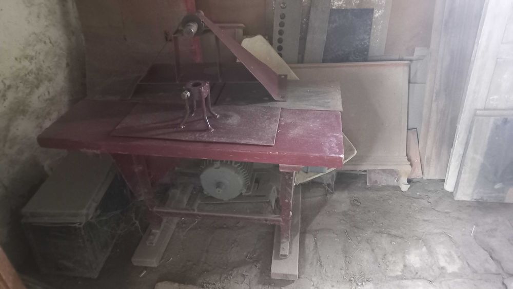 Станок деревообрабатывающий 380 V