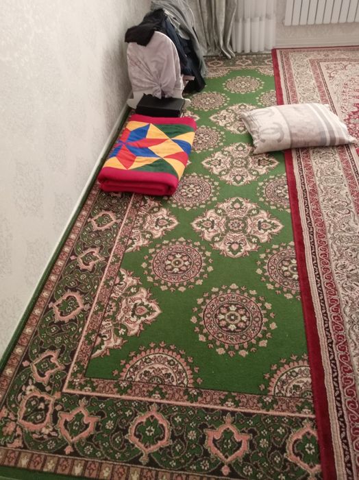 Продаю ковёр б/у