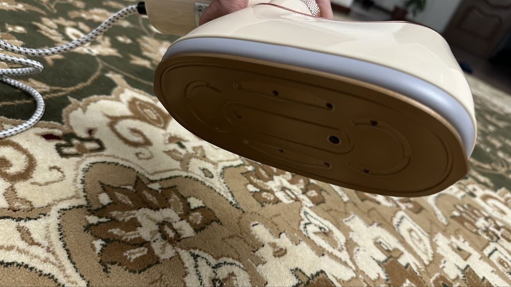 Отпариватель для одежды