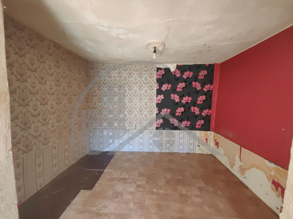 Продава се Къща в Варна, Христо Ботев - 50 кв.м за 1060 €/кв.м - Снимка #2