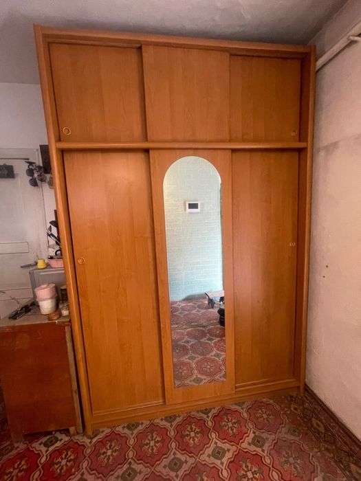 Шкаф бельевой болшой