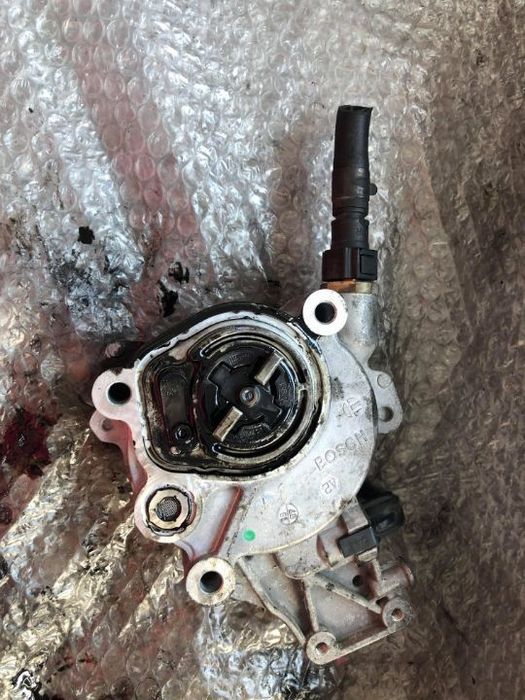pompa vaccum 2.2 di-d 4wd 4hn 2007-2012 mitsubishi outlander land rover freelander peugeot 4007 citroen c-crosser d171-1b