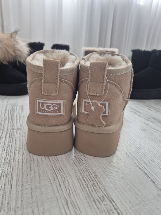 Cizme  UGG mini Bej / botine ugg piele naturala/Transport gratuit