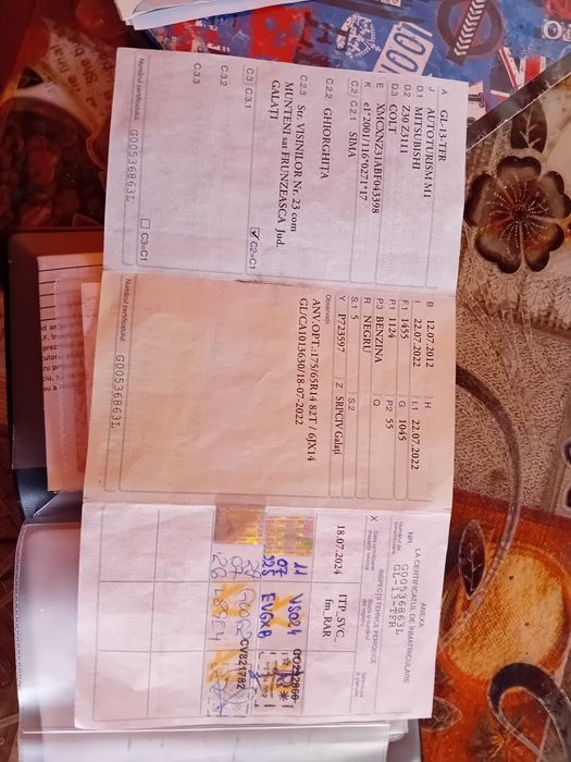 Vând Mitsubishi Colt din2012.