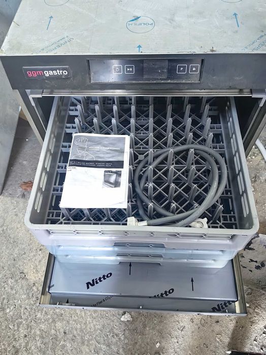 Чисто нова, Неизползвана,Професионална съдомиялна