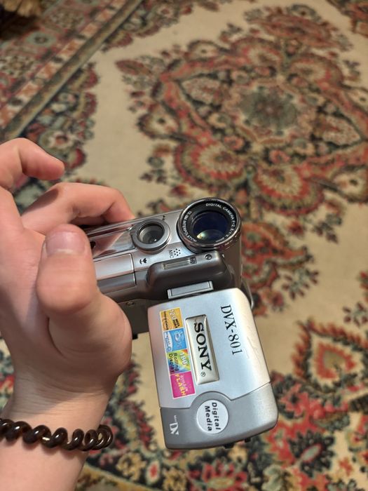 продам Sony DVX 801