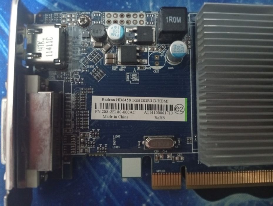 Видеокарта прдам срочно