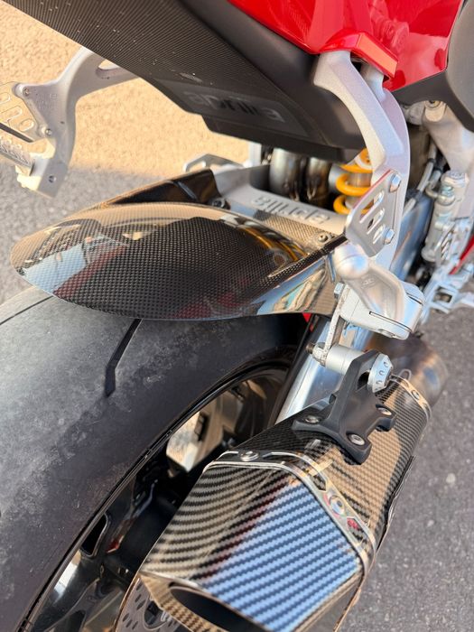 Aprilia RSV4 APRC