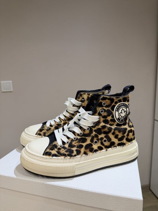 Dsquared кецове 37 номер