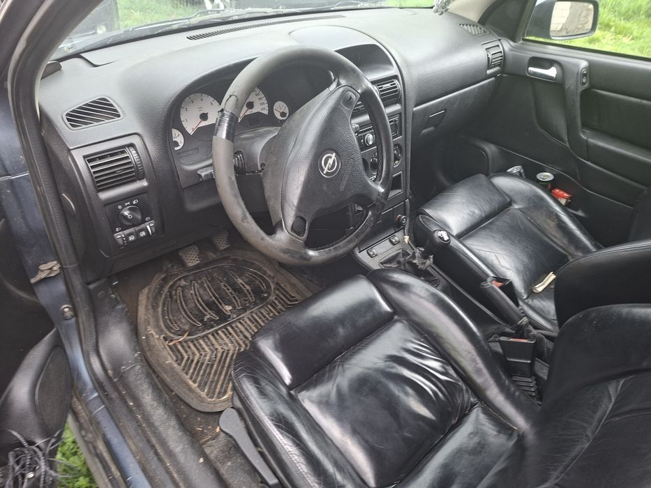 Opel asta pentru dezmembrari