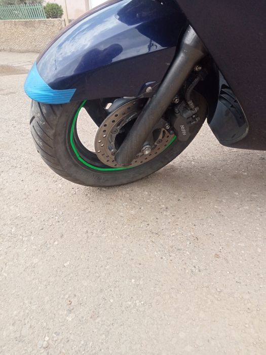 Honda silver wuing 400