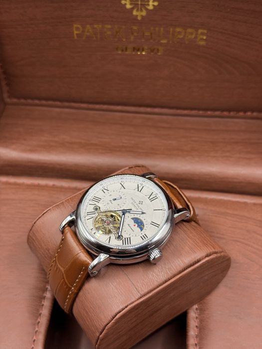 Часы механические