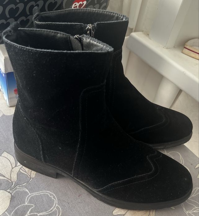 Продам женские сапоги натуральная замша