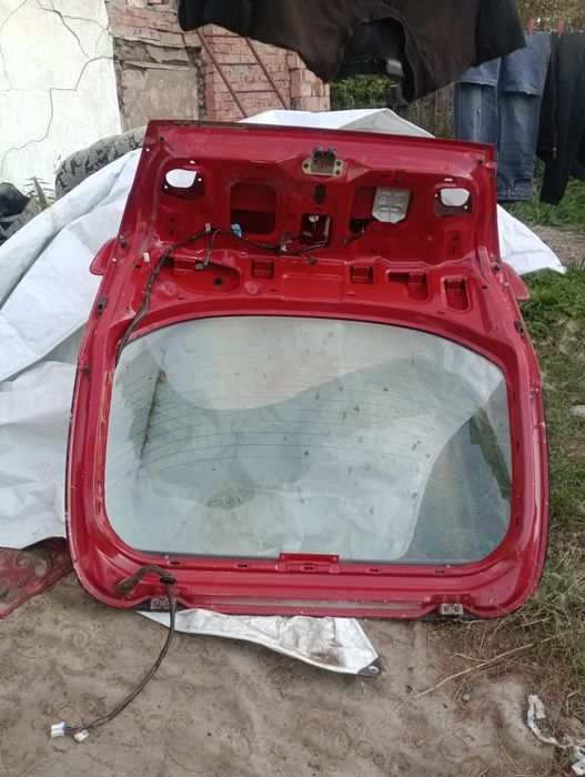 Mitsubishi carisma на запчасти