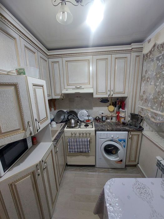 Возле додо пиццы