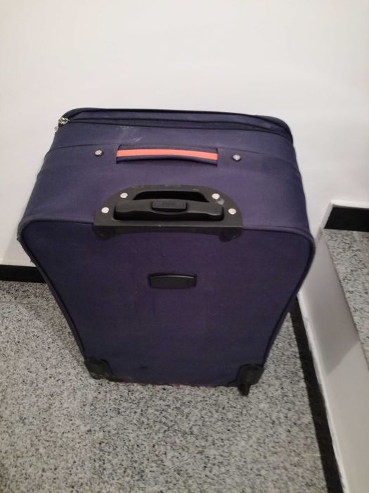 куфар 100литра, LAMBERTAZZI MARY 72CM; с дефект счупено 1 колелце