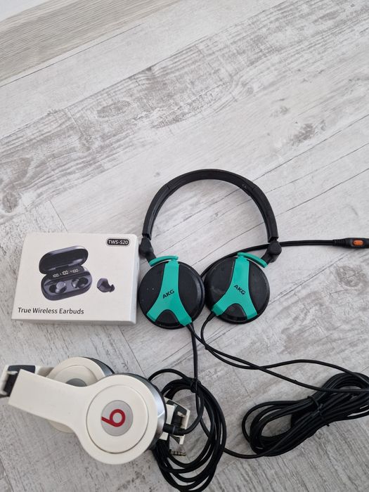 CHILIPIR !!_AKG K 141 Gold  monitor made în Austria