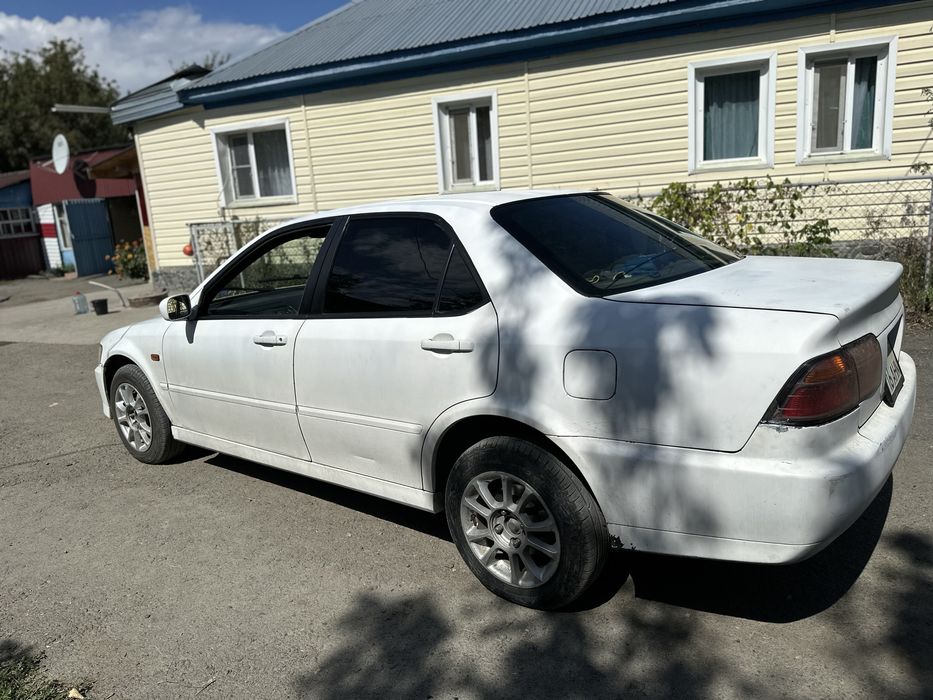 Продам машину срочно