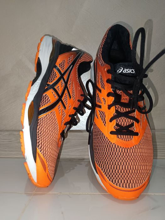 Asics Gel - Cumulus 18