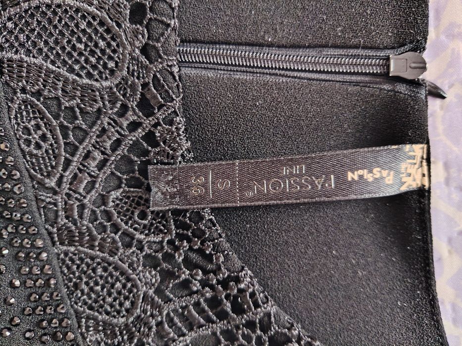 Страхотна рокля S размер