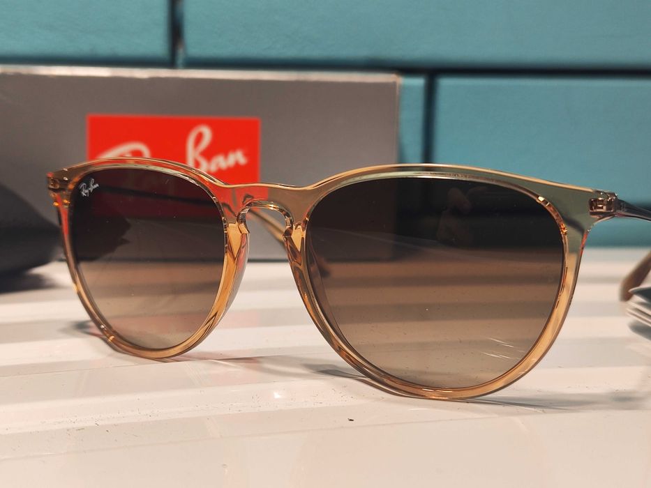 Ray-Ban RB4171 Erika слънчеви очила 54