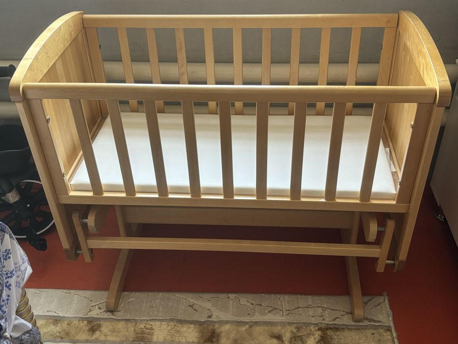 Кроватка-люлька для грудничков