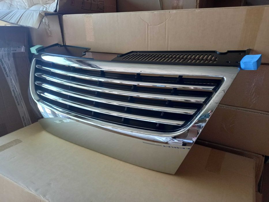 Grila VW Passat B6 3C 2005-2010 crom cu negru