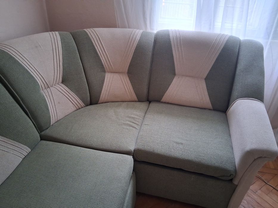 Canapea extensibilă.  Stofa