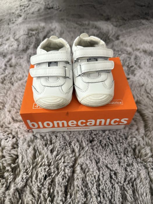 Обувки за прохождане Biomecanics, пантофи, ботуши