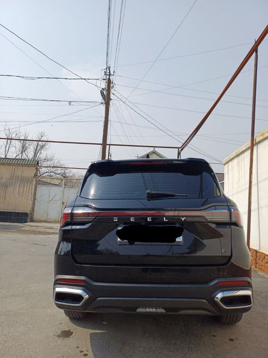 Geely akovango 2023 yil