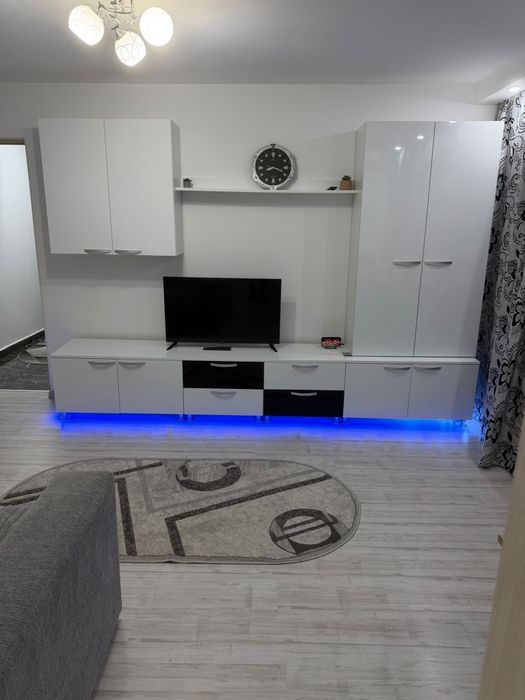 Ofer Spre Închiriere AP 2 Camere  Central FFF Curat