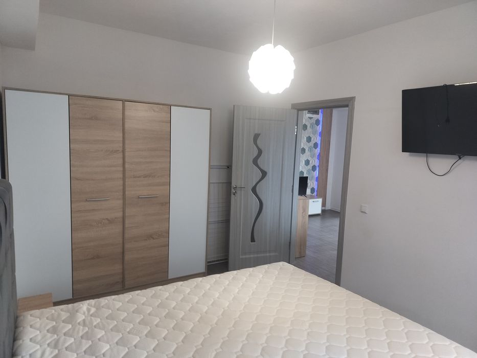 Apartament 2 camere de închiriat