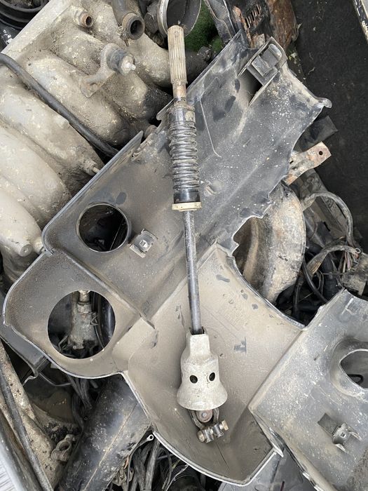 Продам запчасти мерседес w126