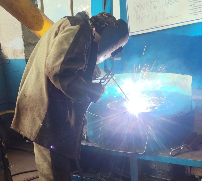 Сварщик 4 разряда