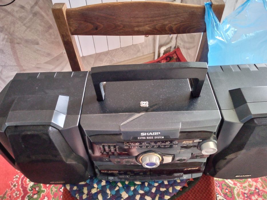 Музыкальный центр sharp срочно