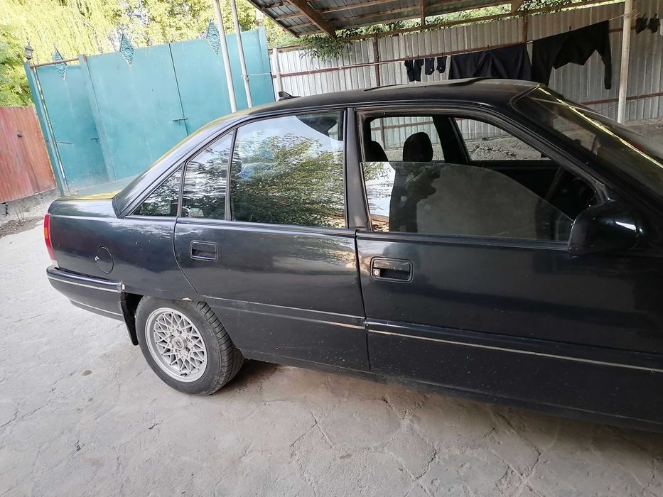 Продам Опель омега А