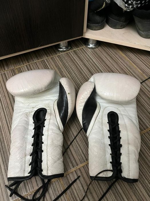 Боксёрские перчатки оригинальные