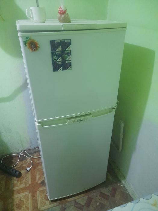 Холодилник сатылады