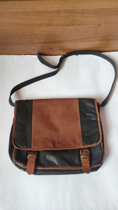 Кожена бизнес чанта в кафяво и черно