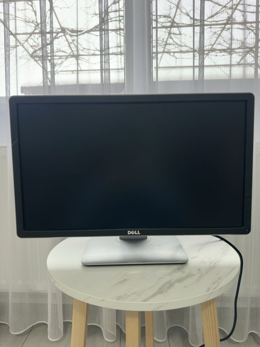 Monitor Dell P2214H 22” IPS Full HD, reglabil pe înălțime