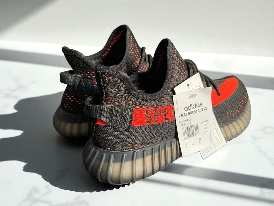 Yeezy Boost 350 V2 Carbon Beluga